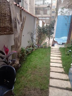 A cozy place in Dokki, 3 minute walk from the NILE